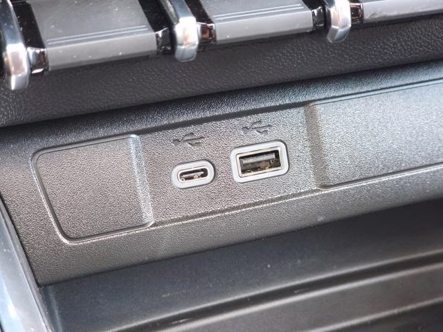 2026 Sterling Metallic GMC Canyon AT4 4X4 Truck