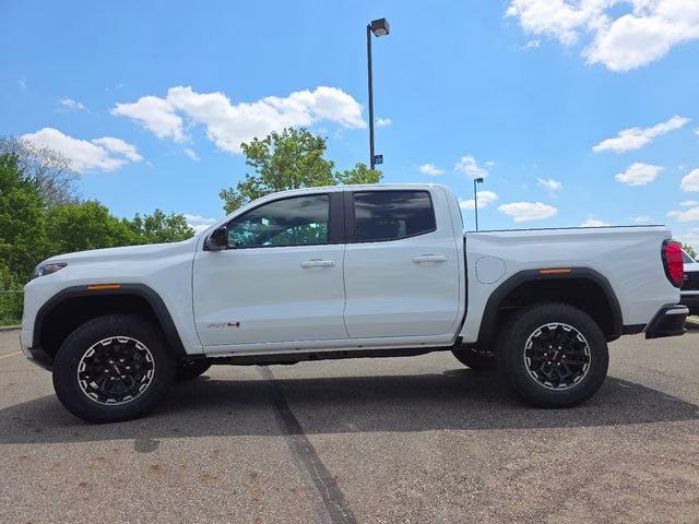2026 Summit White GMC Canyon AT4 4X4 Truck