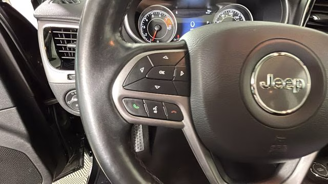 2020 Diamond Black Crystal Pearlcoat Jeep Cherokee Limited 4X4 SUV