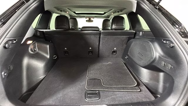 2020 Diamond Black Crystal Pearlcoat Jeep Cherokee Limited 4X4 SUV