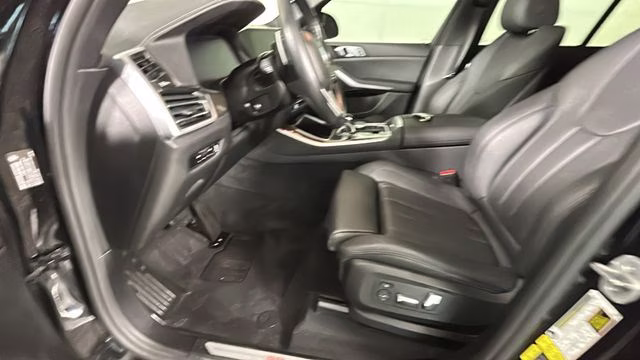 2022 Jet Black BMW X5 xDrive45e AWD SUV