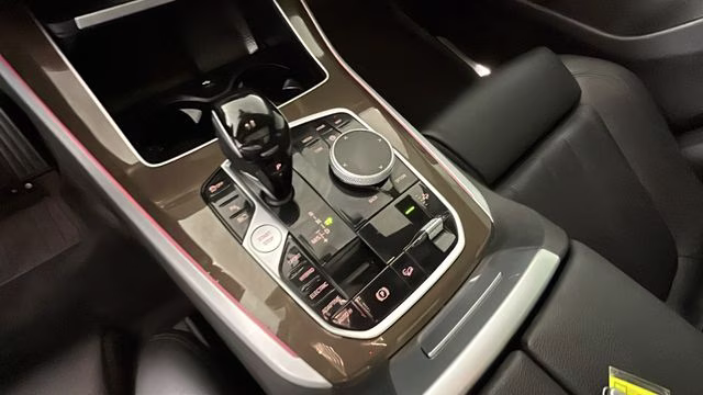 2022 Jet Black BMW X5 xDrive45e AWD SUV