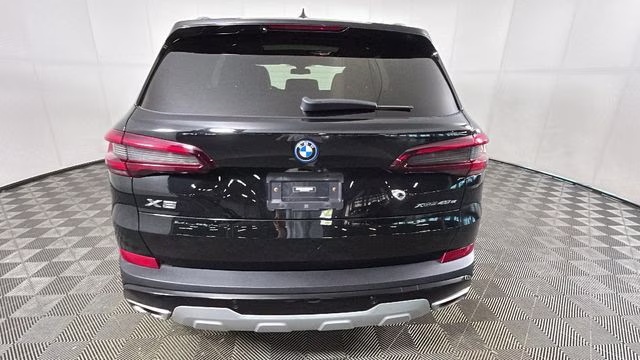 2022 Jet Black BMW X5 xDrive45e AWD SUV