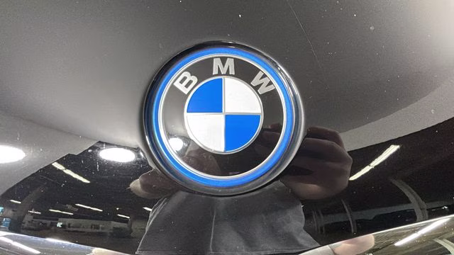 2022 Jet Black BMW X5 xDrive45e AWD SUV