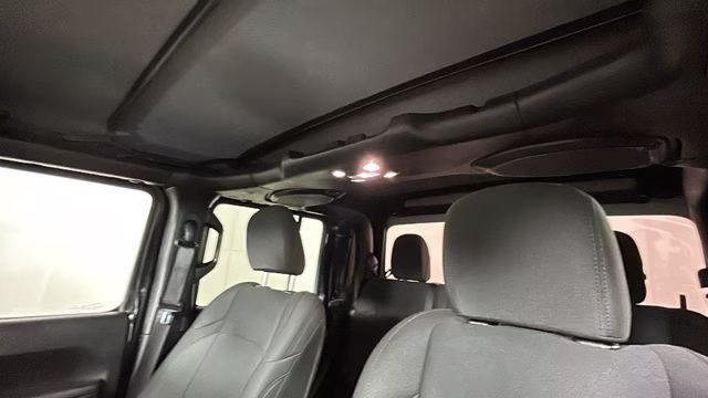 2022 Black Clearcoat Jeep Gladiator Sport 4X4 Truck