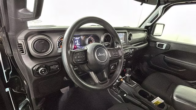 2022 Black Clearcoat Jeep Gladiator Sport 4X4 Truck