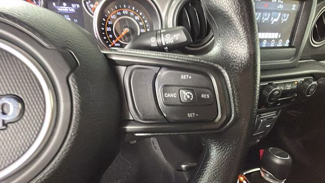 2022 Black Clearcoat Jeep Gladiator Sport 4X4 Truck
