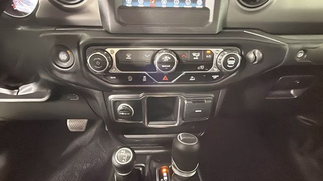 2022 Black Clearcoat Jeep Gladiator Sport 4X4 Truck