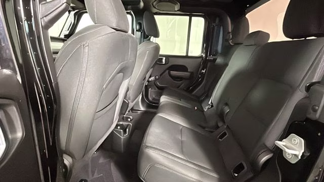 2022 Black Clearcoat Jeep Gladiator Sport 4X4 Truck