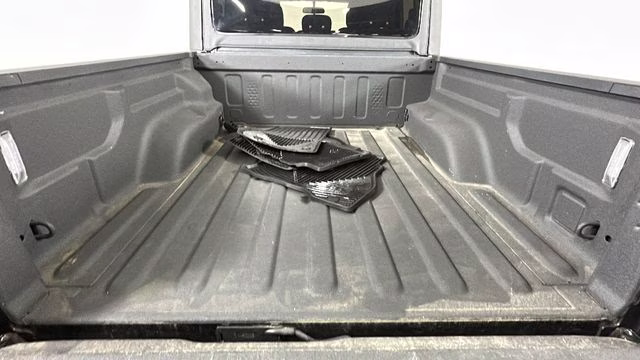 2022 Black Clearcoat Jeep Gladiator Sport 4X4 Truck