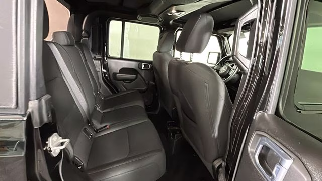 2022 Black Clearcoat Jeep Gladiator Sport 4X4 Truck
