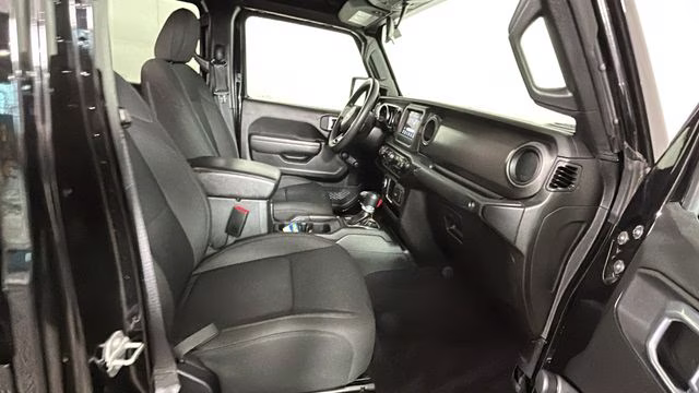 2022 Black Clearcoat Jeep Gladiator Sport 4X4 Truck