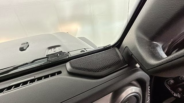 2022 Black Clearcoat Jeep Gladiator Sport 4X4 Truck