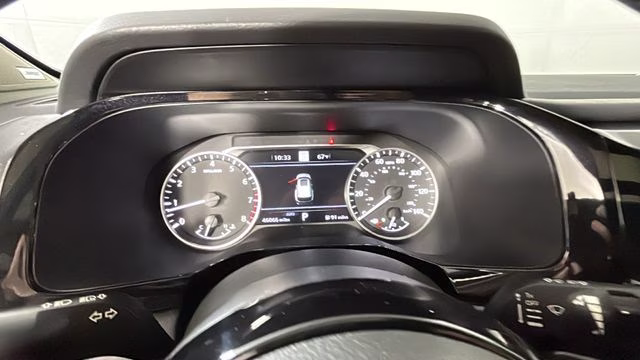 2024 Solid Gray/Super Black Nissan Pathfinder SL 4X4 SUV