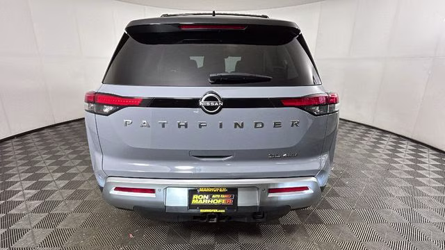 2024 Solid Gray/Super Black Nissan Pathfinder SL 4X4 SUV