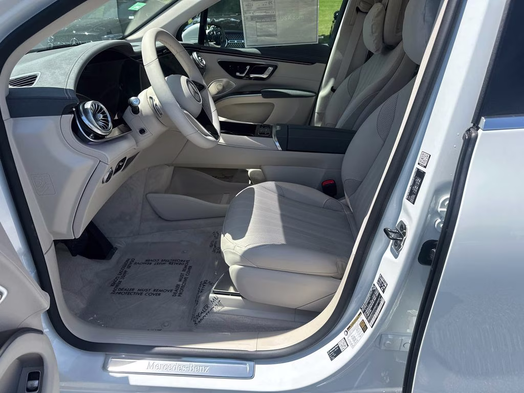 2026 Moonlight Mercedes-Benz EQS 400 AWD SUV