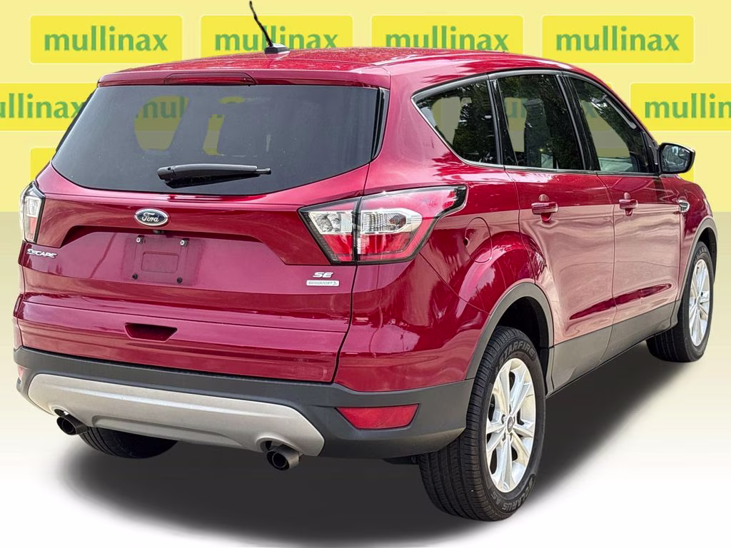 2017 Ruby Red Metallic Ford Escape SE FWD SUV