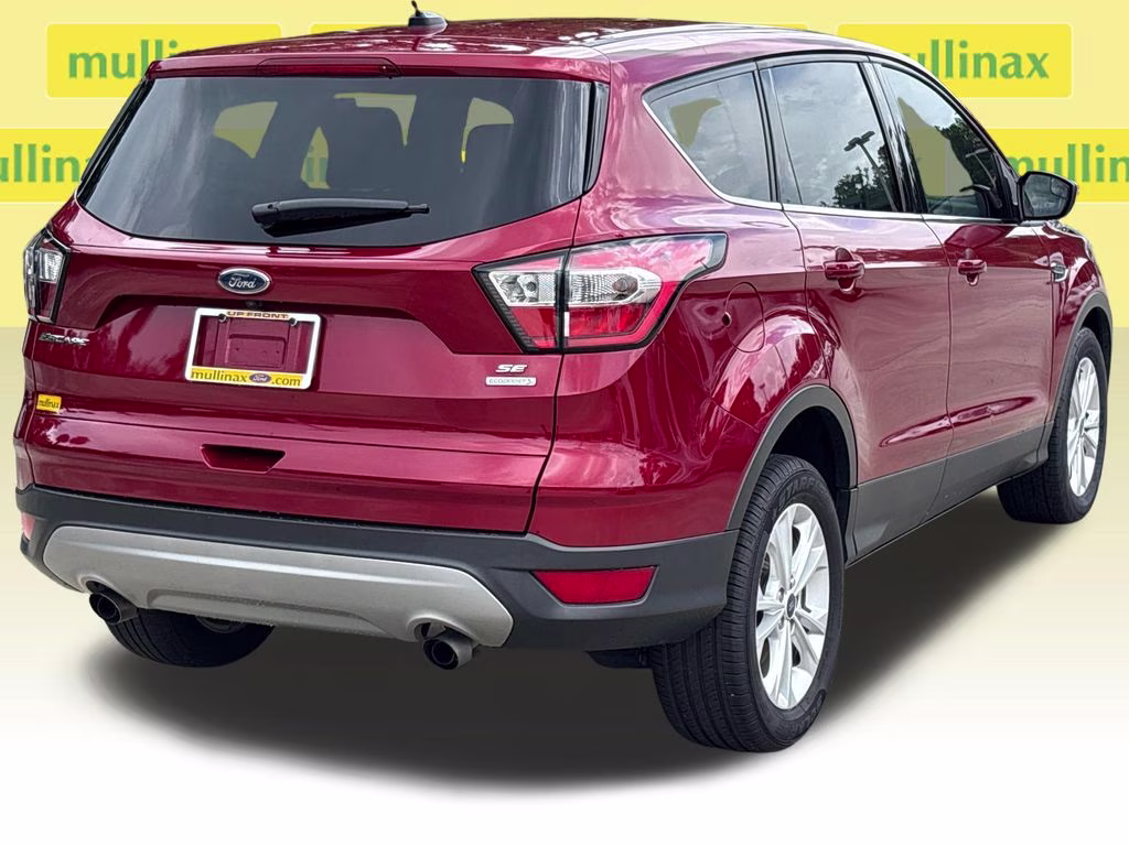 2017 Ruby Red Metallic Ford Escape SE FWD SUV