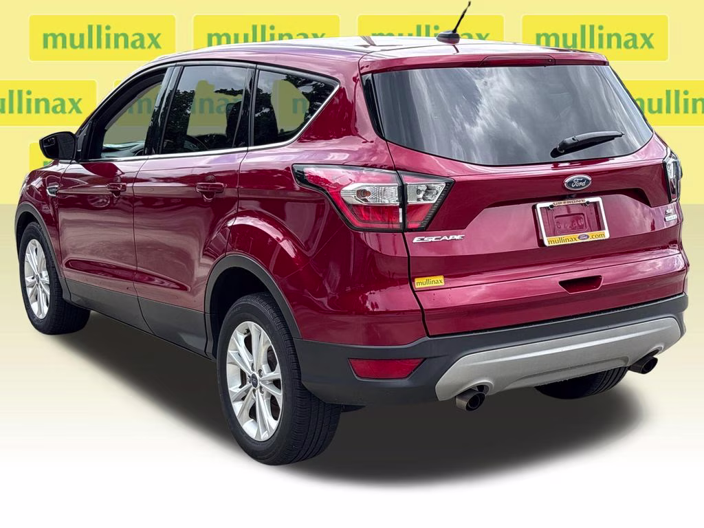 2017 Ruby Red Metallic Ford Escape SE FWD SUV