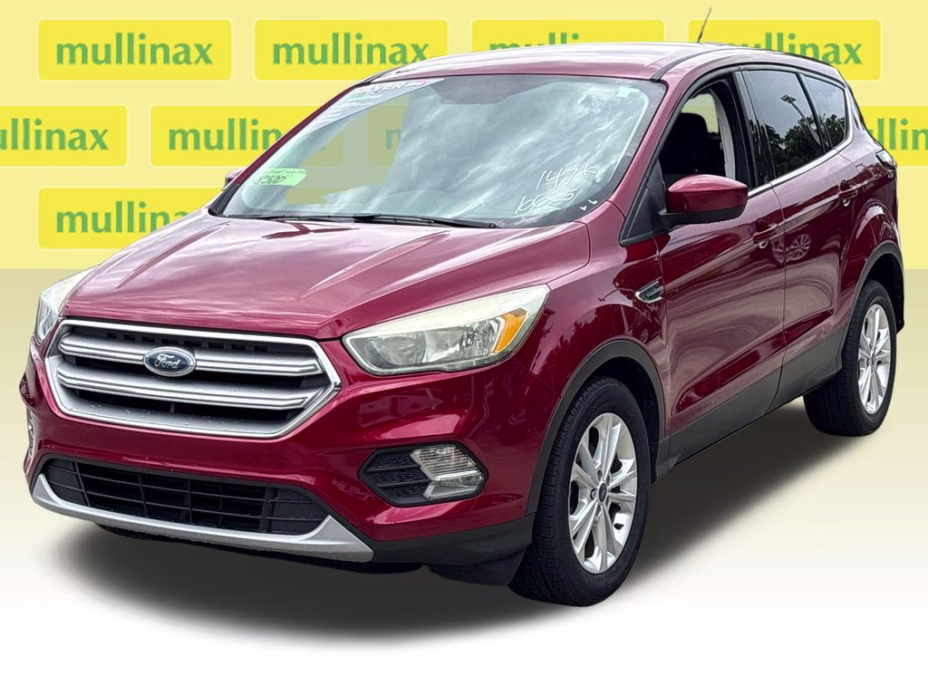 2017 Ruby Red Metallic Ford Escape SE FWD SUV