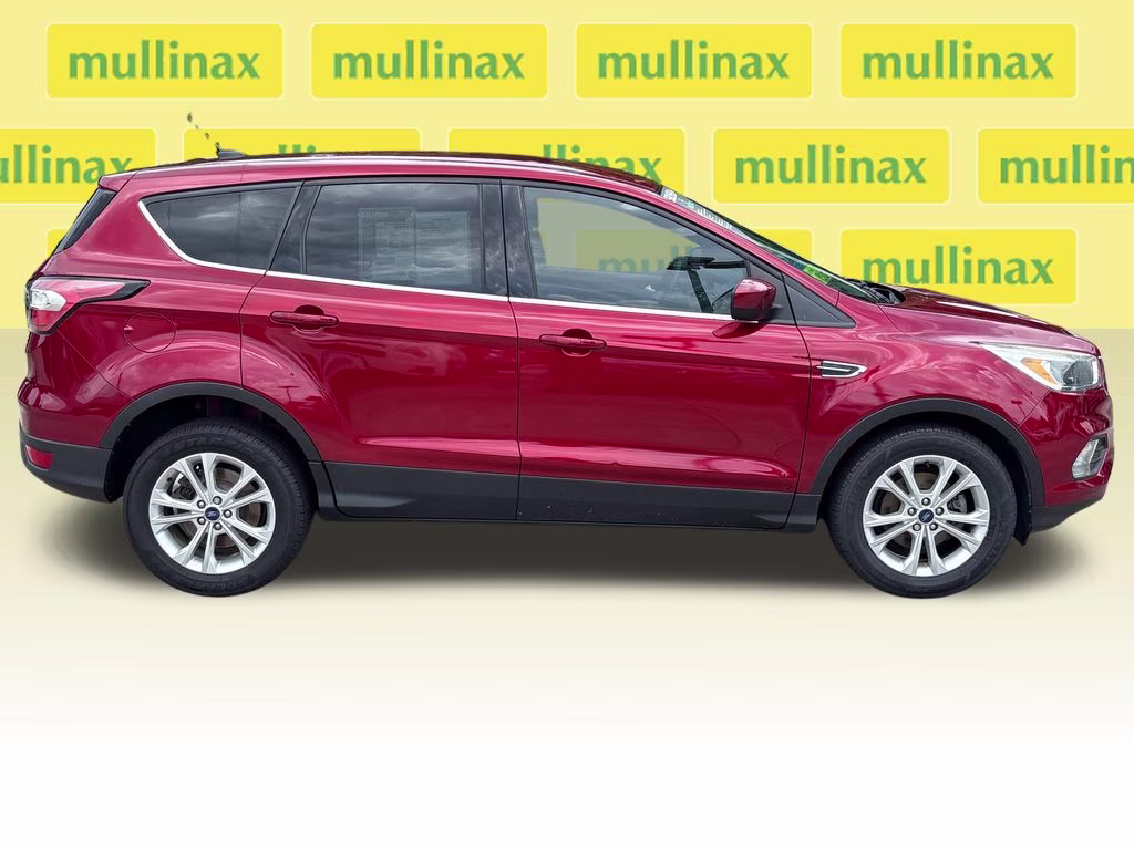 2017 Ruby Red Metallic Ford Escape SE FWD SUV