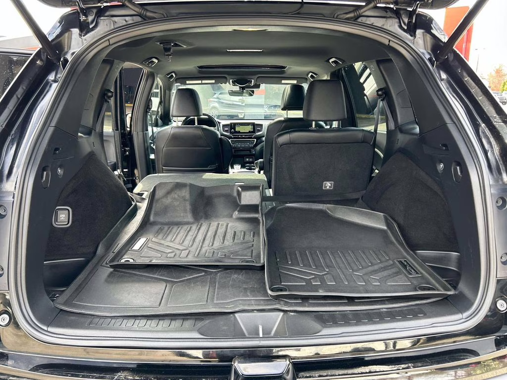 2020 Black Honda Passport Elite AWD SUV