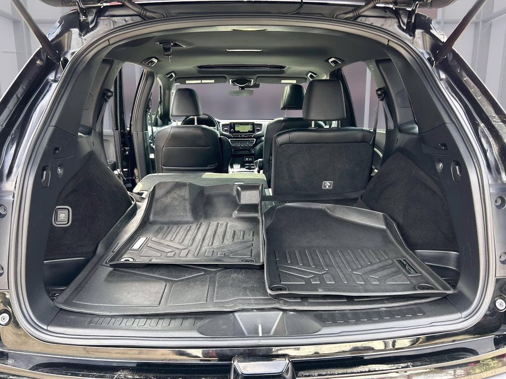 2020 Black Honda Passport Elite AWD SUV