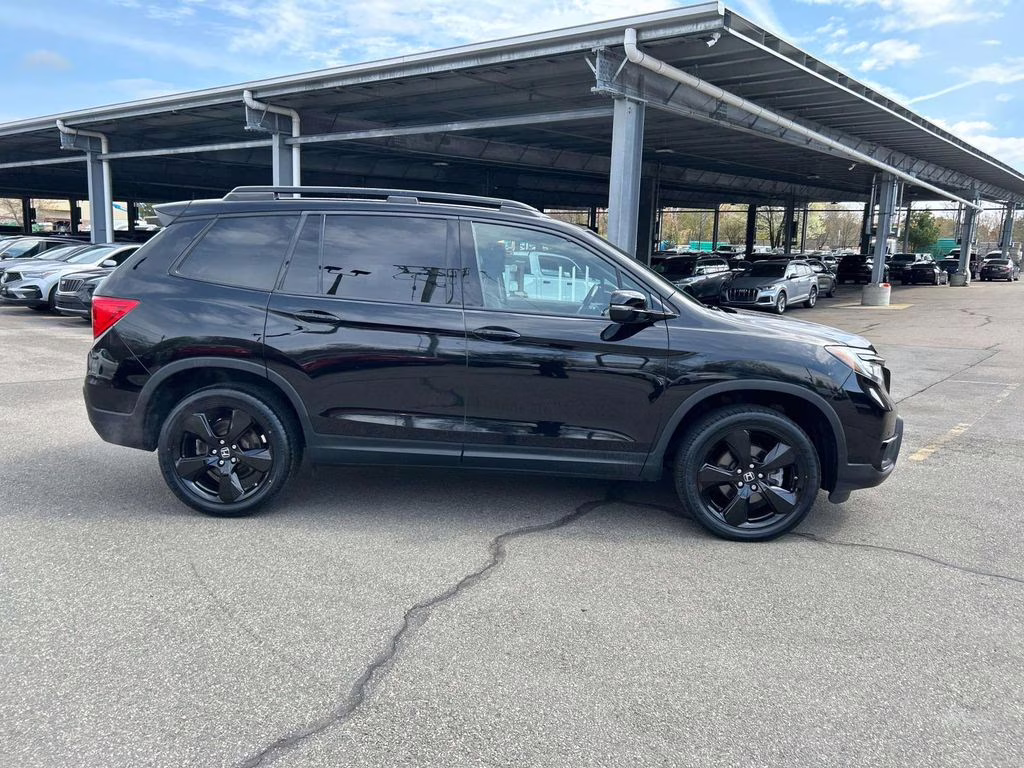 2020 Black Honda Passport Elite AWD SUV