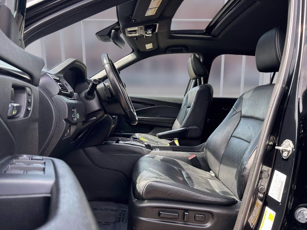 2020 Black Honda Passport Elite AWD SUV