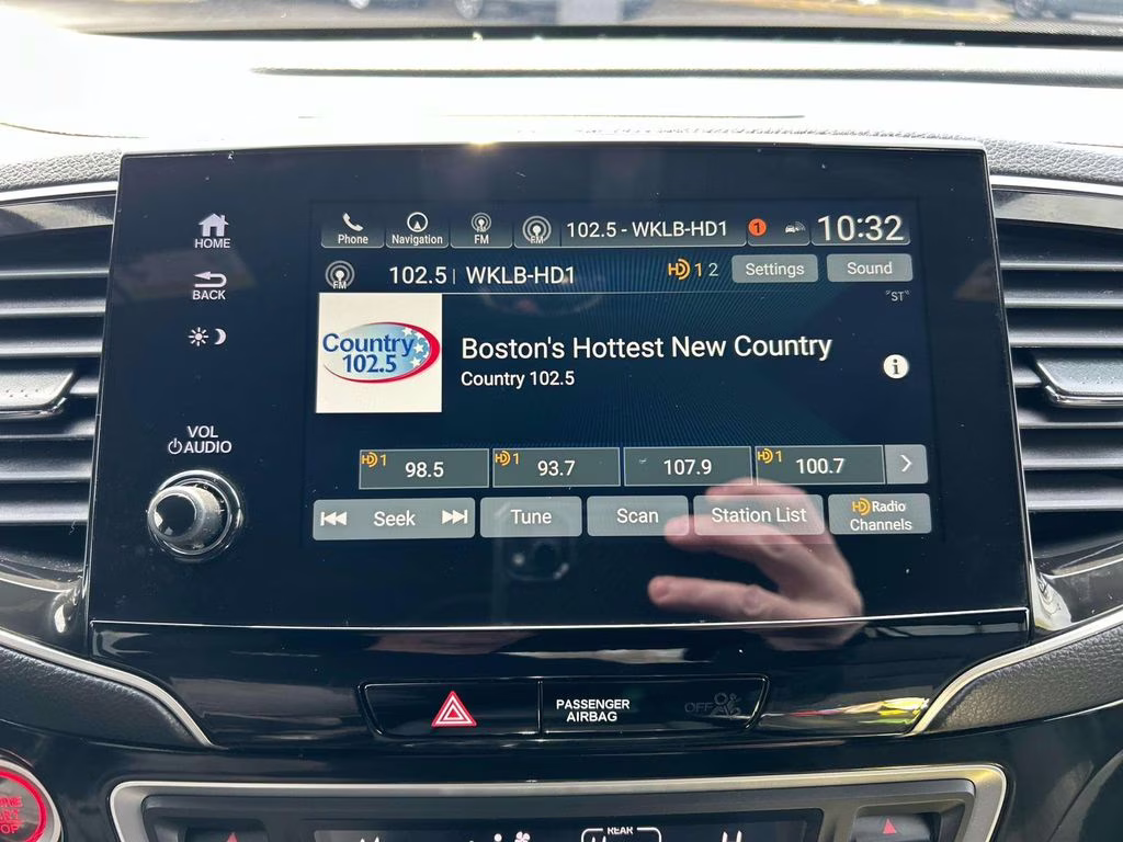 2020 Black Honda Passport Elite AWD SUV