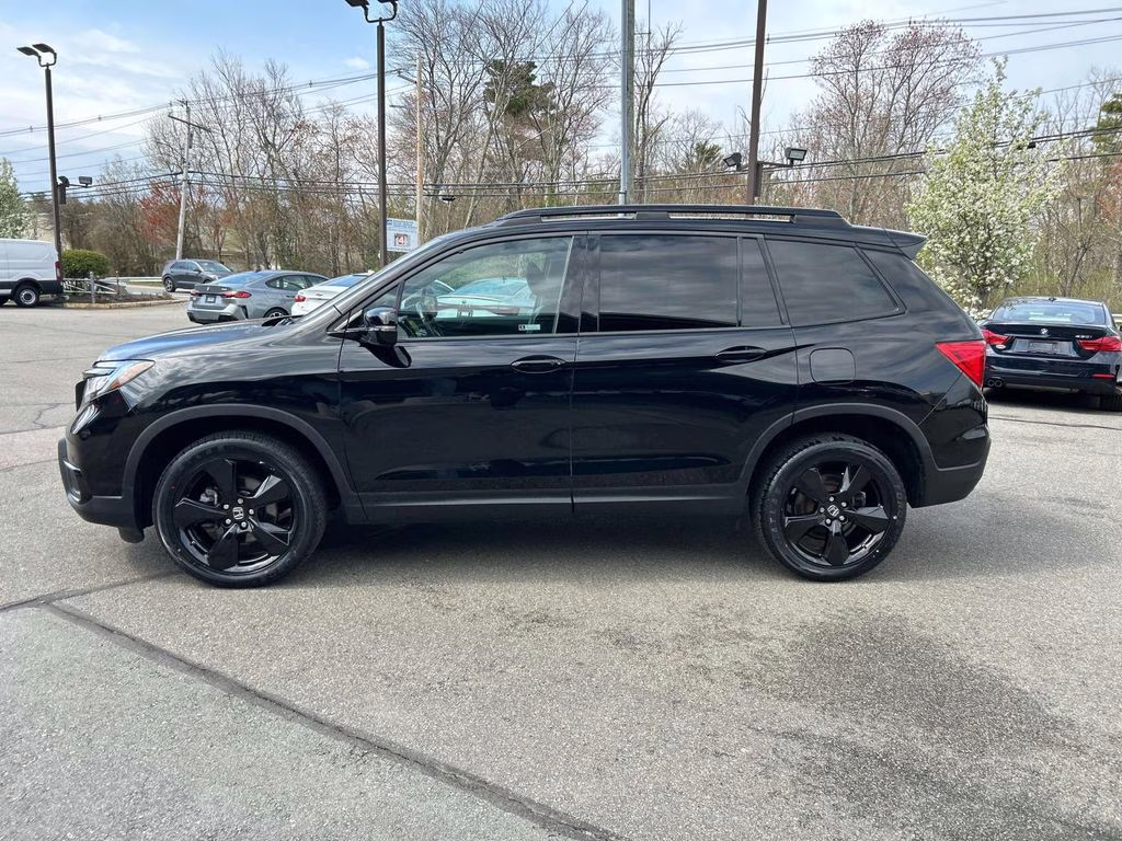 2020 Black Honda Passport Elite AWD SUV