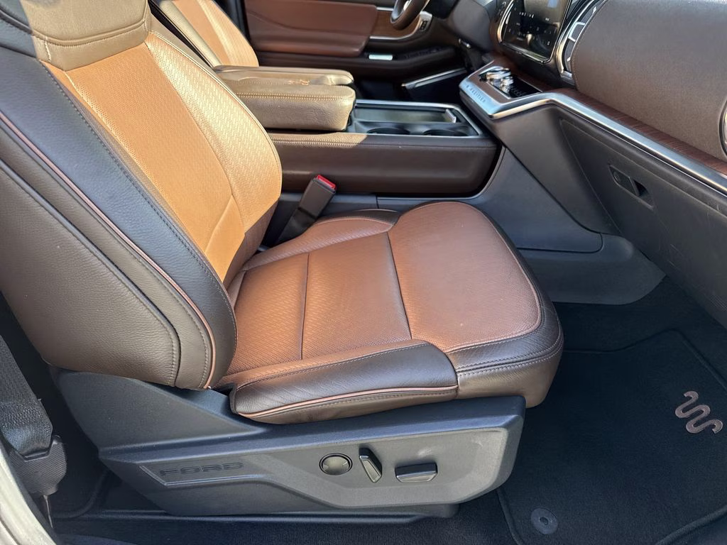 2025 Star White Metallic Tri-Coat Ford Expedition King Ranch 4X4 SUV