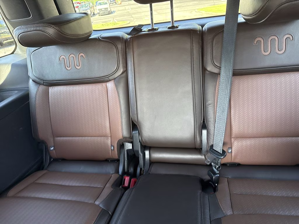 2025 Star White Metallic Tri-Coat Ford Expedition King Ranch 4X4 SUV
