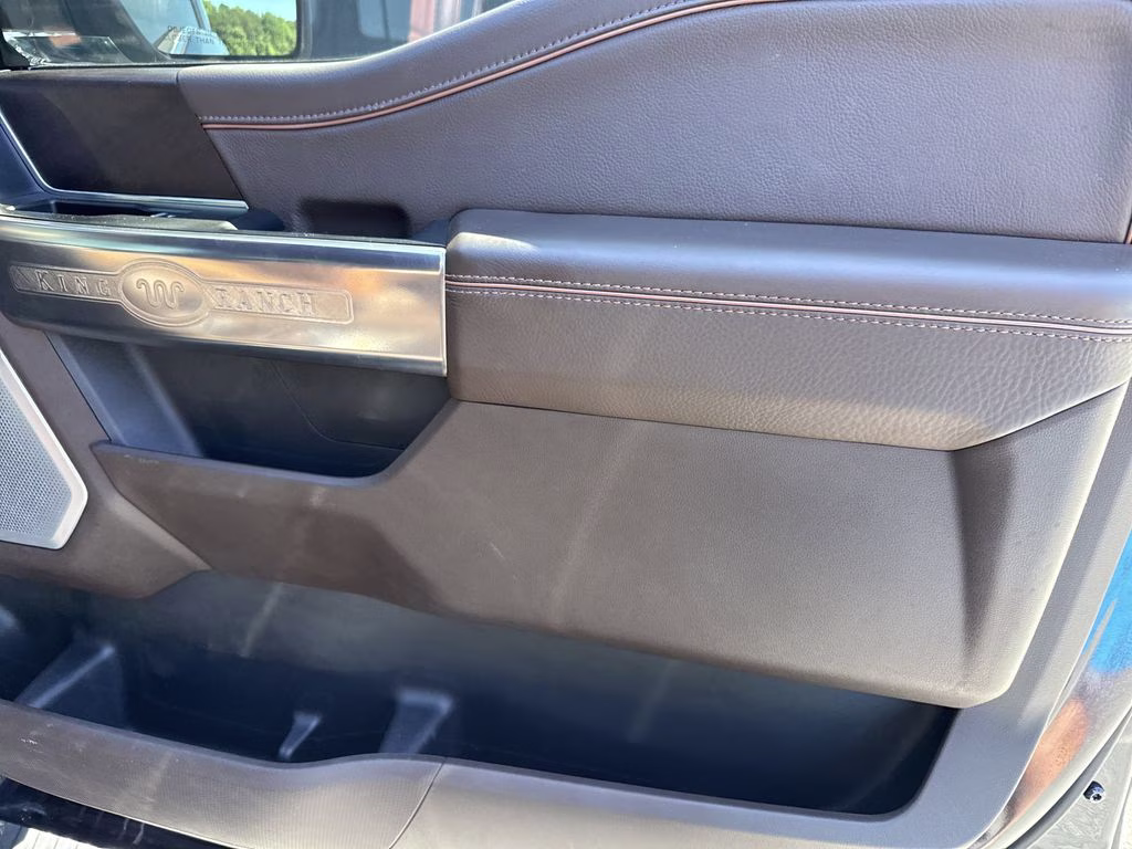 2023 Antimatter Blue Metallic Ford F-150 King Ranch 4X4 Truck