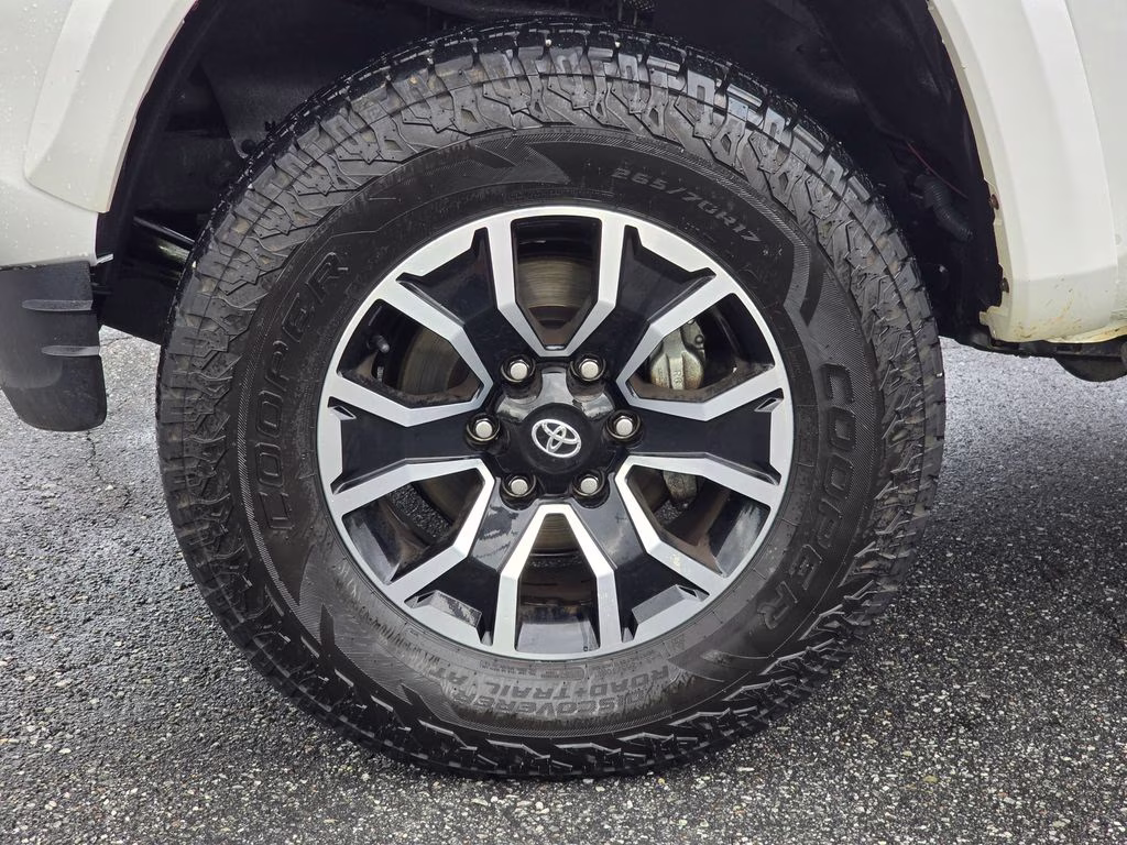 2021 Pearl Toyota Tacoma TRD Sport 4X4 Truck