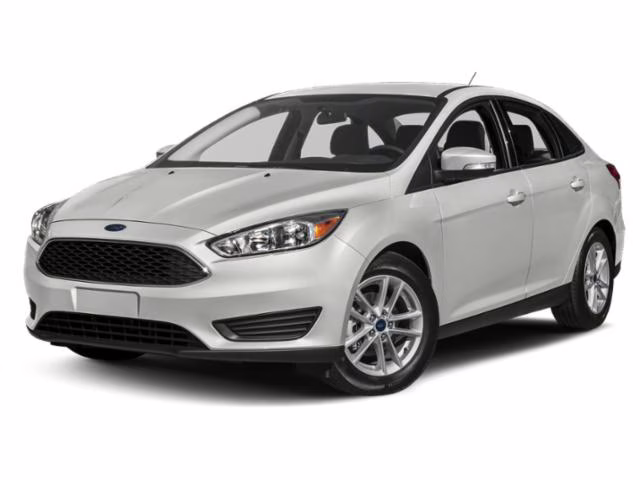 2018 Oxford White Ford Focus SE FWD Sedan
