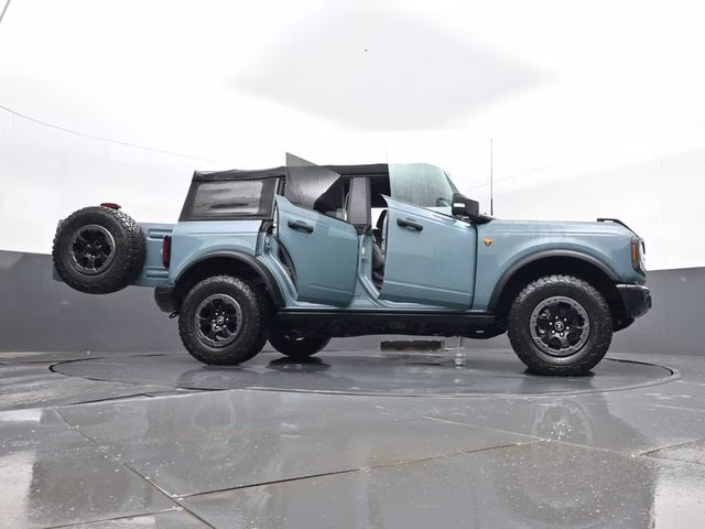 2022 Area 51 Ford Bronco Badlands 4X4 SUV