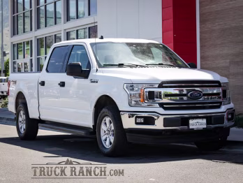 2020 Oxford White Ford F-150 XLT 4X4 Truck