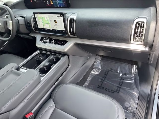 2026 Glacier Gray Metallic Tri-Coat Ford Expedition Max Active 4X4 SUV