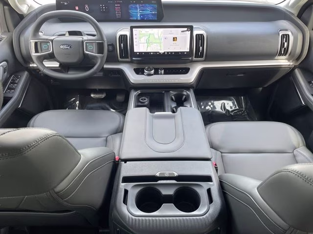 2026 Glacier Gray Metallic Tri-Coat Ford Expedition Max Active 4X4 SUV