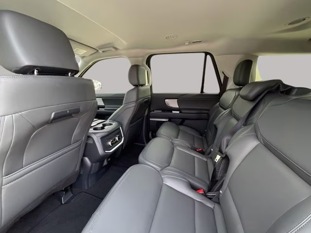 2026 Glacier Gray Metallic Tri-Coat Ford Expedition Max Active 4X4 SUV