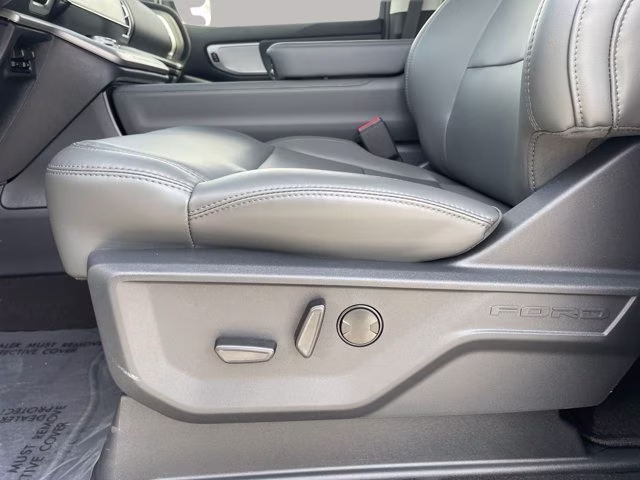 2026 Glacier Gray Metallic Tri-Coat Ford Expedition Max Active 4X4 SUV