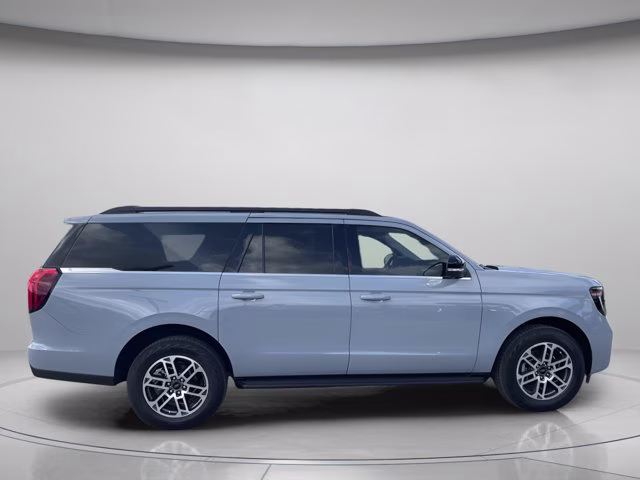 2026 Glacier Gray Metallic Tri-Coat Ford Expedition Max Active 4X4 SUV