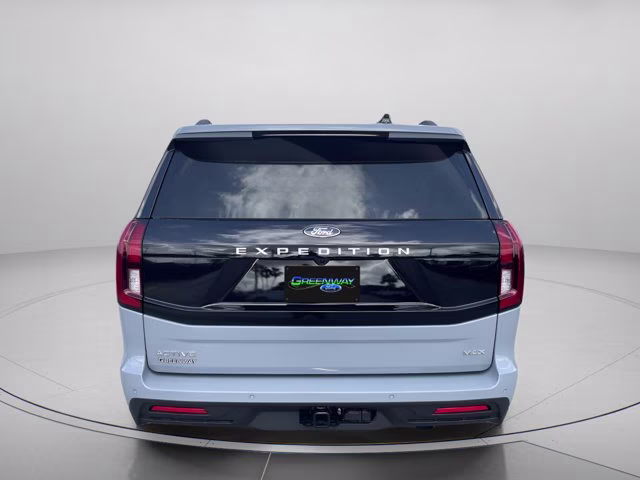 2026 Glacier Gray Metallic Tri-Coat Ford Expedition Max Active 4X4 SUV