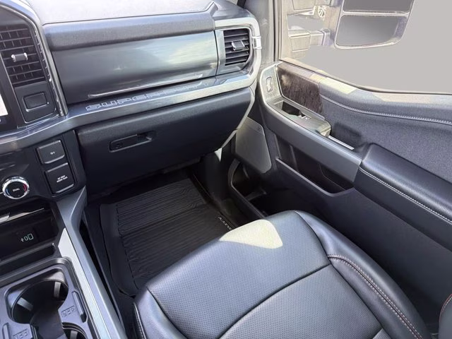 2024 Glacier Gray Metallic Tri-Coat Ford Super Duty F-250 SRW Lariat 4X4 Truck