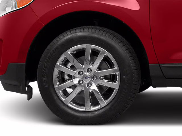 2014 White Platinum Clearcoat Metallic Ford Edge SEL FWD SUV