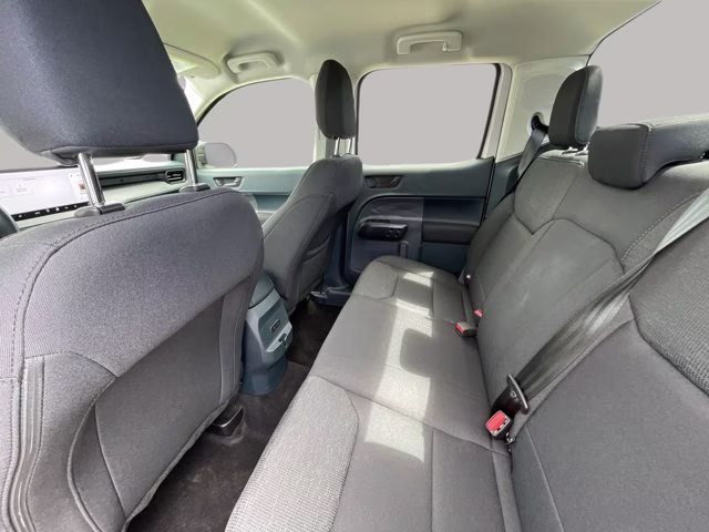 2026 Oxford White Ford Maverick XL FWD Truck