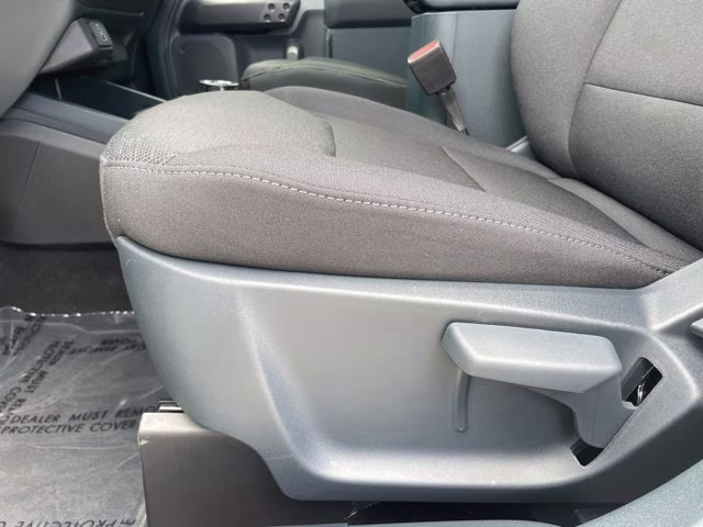2026 Oxford White Ford Maverick XL FWD Truck
