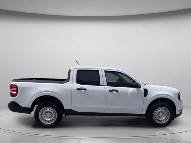 2026 Oxford White Ford Maverick XL FWD Truck