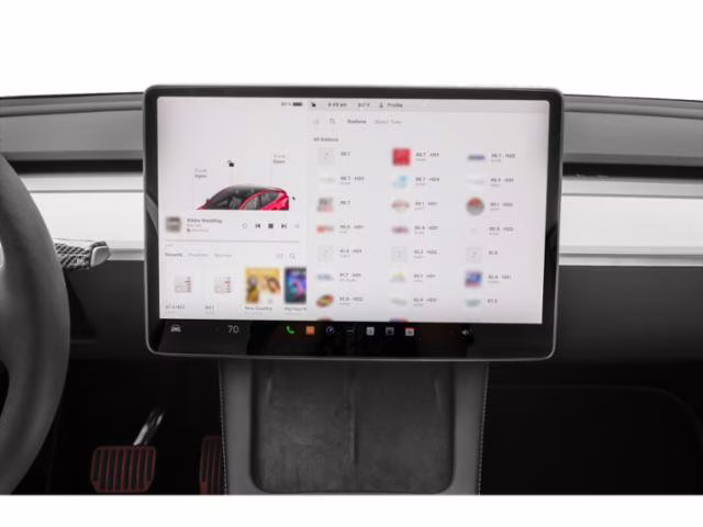 2024 White Tesla Model Y RWD SUV